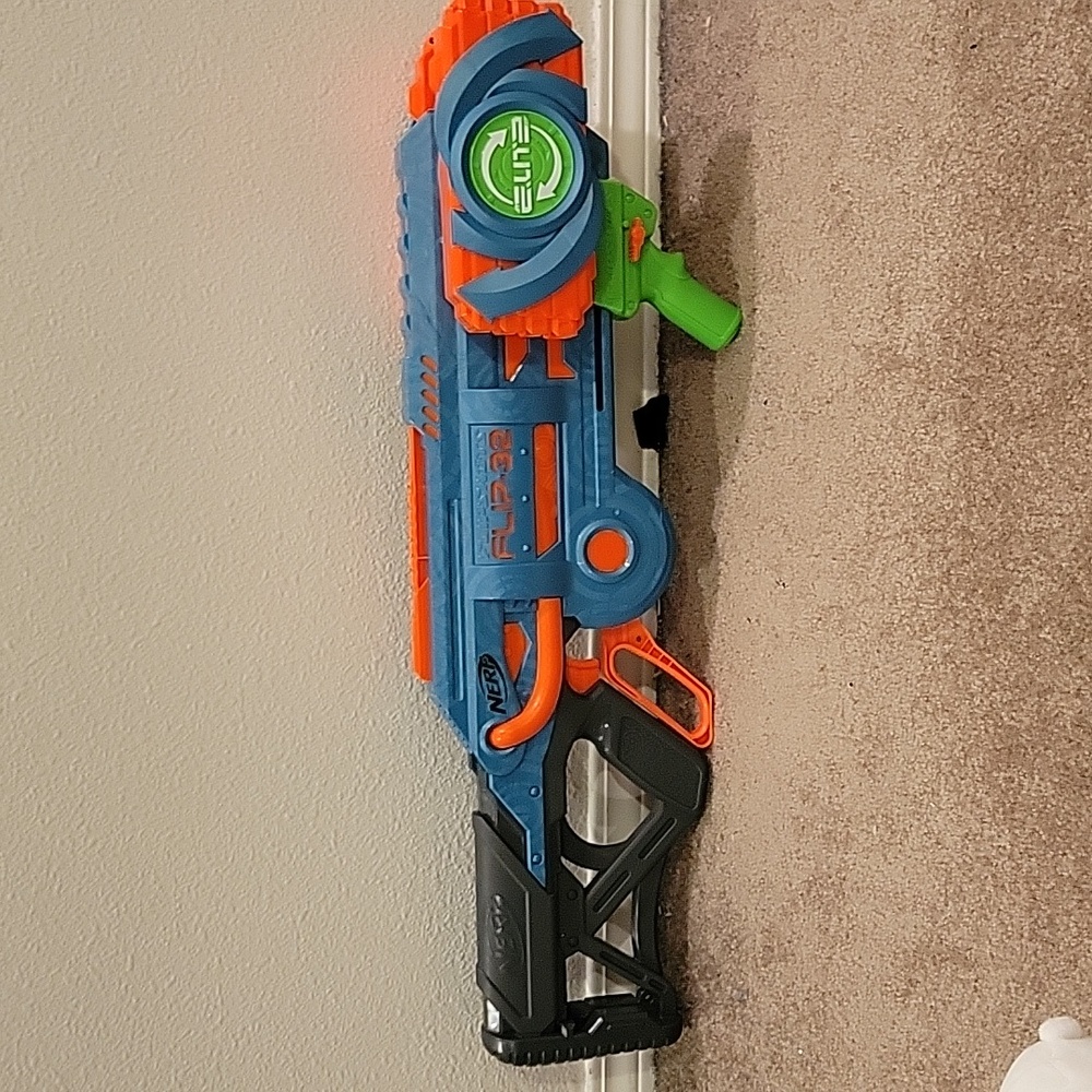Nerf Elite Flip-32 Blaster - Blue, Orange, Green